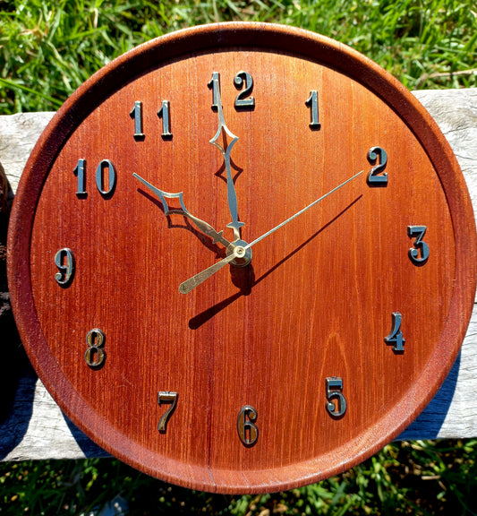 Clock Eucalyptus